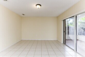 603 Turtle Run in Weston, FL - Building Photo - Building Photo