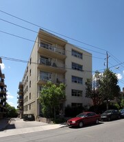 460 Winona Dr in Toronto, ON - Building Photo