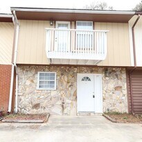 940 Central Ave in Fort Walton Beach, FL - Building Photo
