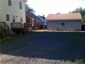 22 Ohear Ave in Enfield, CT - Building Photo - Building Photo