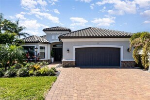 11110 Canal Grande Dr in Ft. Myers, FL - Building Photo