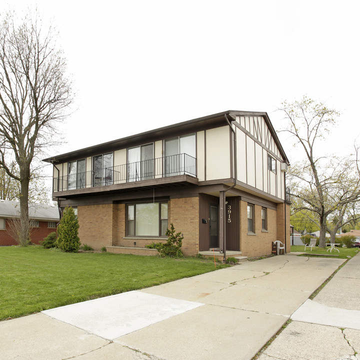 Z on Devon in Royal Oak, MI - Foto de edificio