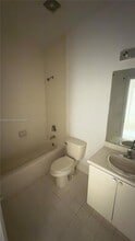 2758 SE 17th Ave, Unit 202 in Homestead, FL - Building Photo - Building Photo