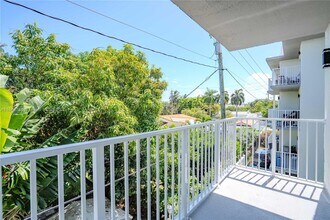 1220 71st St in Miami Beach, FL - Building Photo - Building Photo