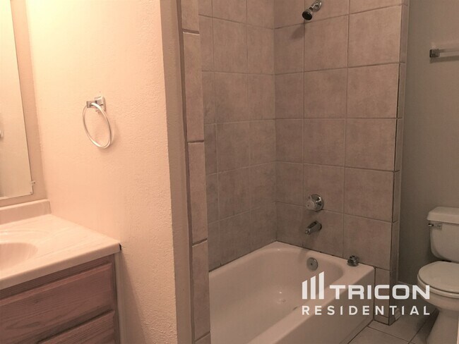 property at 5717 Indian Hill Dr