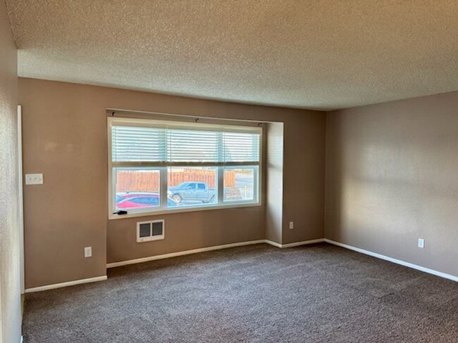 2511 Farnum St in Casper, WY - Building Photo - Building Photo