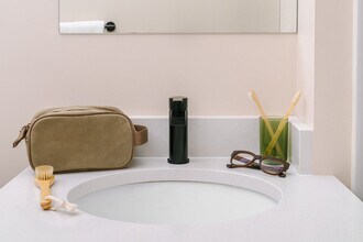 17 S Wabash Ave in Chicago, IL - Building Photo - Building Photo