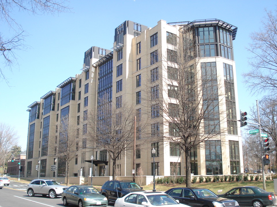 Chase Point in Washington, DC - Foto de edificio