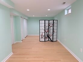 20323 Snowpoint Pl in Ashburn, VA - Building Photo