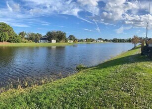 4602 SW Quezon St in Port St. Lucie, FL - Building Photo - Building Photo