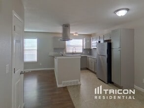 20501 E Coolidge Pl in Aurora, CO - Building Photo - Building Photo