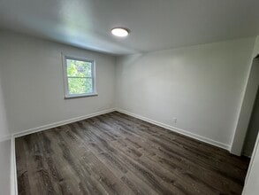 2610 Price St in Chester, PA - Building Photo - Building Photo