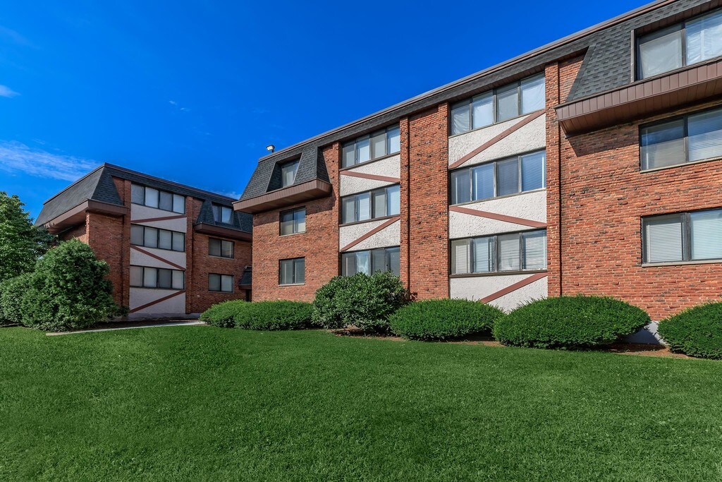 Woodcliff Estates East Hartford, CT Apartments