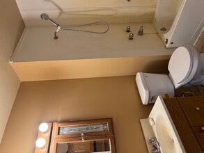 1216 W 12th St in Belvidere, IL - Building Photo - Building Photo