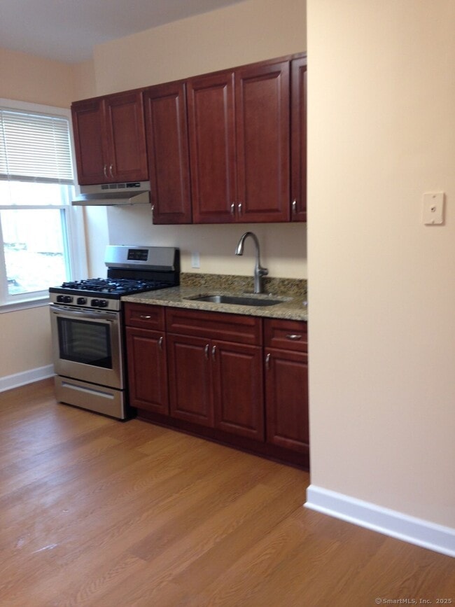 31 Clay St in Norwalk, CT - Building Photo - Building Photo
