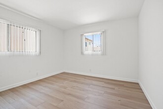 RAYM507 in Santa Monica, CA - Building Photo - Interior Photo