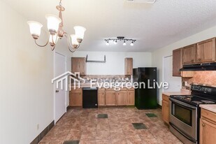 13918 Villa Camino in San Antonio, TX - Building Photo