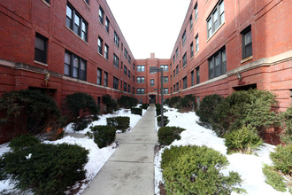 Winthrop Park Apartments in Chicago, IL - Building Photo - Building Photo