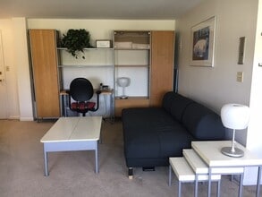 40 Owen St, Unit D5 in Hartford, CT - Building Photo - Building Photo