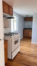 959 1st Ave in West Haven, CT - Building Photo - Building Photo