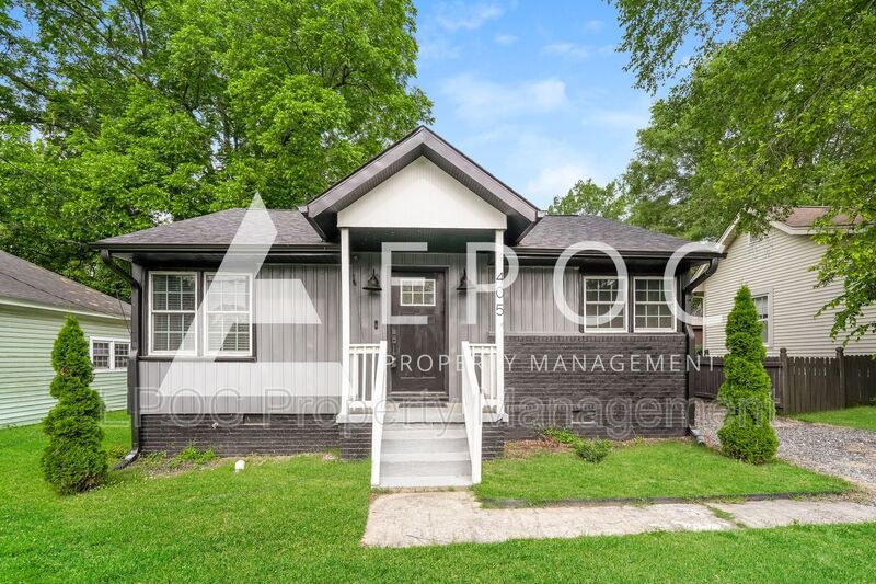 405 Peele St in Burlington, NC - Building Photo