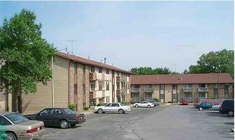 3500 Grand Ave in Ames, IA - Building Photo