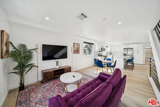 835 N Harvard Blvd in Los Angeles, CA - Building Photo - Building Photo