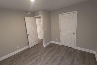 3708 Greeley Dr in Columbia, MO - Foto de edificio - Building Photo