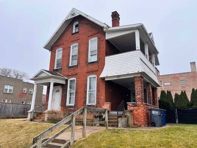 property at 420 Platt St