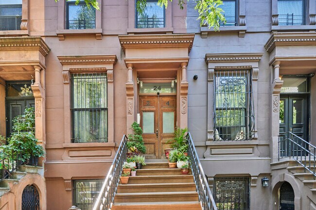 24 W 119th St in New York, NY - Building Photo - Building Photo