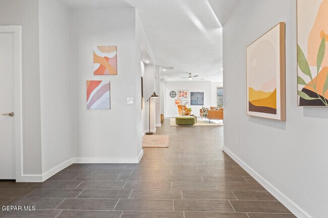 245 Emerald Tower Dr in Horizon City, TX - Building Photo - Building Photo