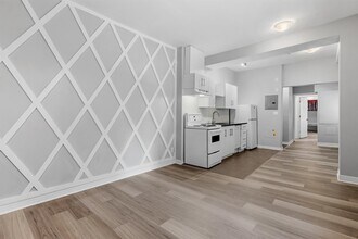486-486 Albert St in Ottawa, ON - Building Photo - Building Photo