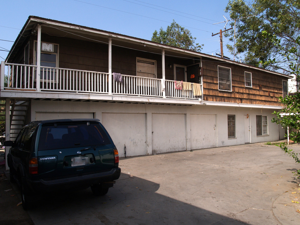 1402-1410 N Sycamore St in Santa Ana, CA - Building Photo