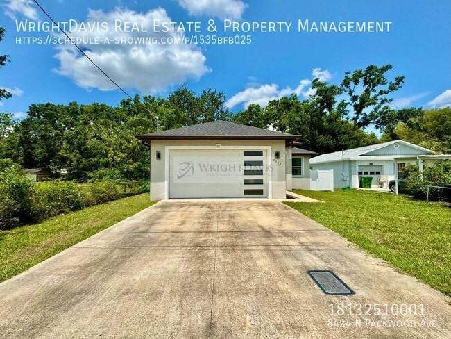 property at 8424 N Packwood Ave