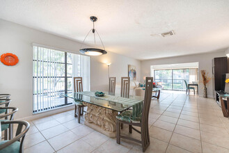 9232 Pecky Cypress Ln in Boca Raton, FL - Building Photo - Building Photo