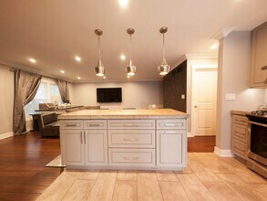 2627 N Ridge Ave in Arlington Heights, IL - Building Photo - Building Photo