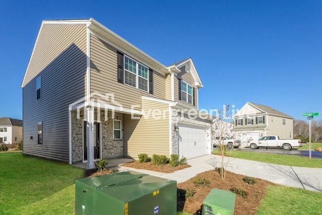 835 Pear Blossom Ct in Winston-Salem, NC - Building Photo - Building Photo