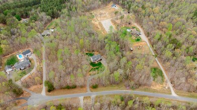 1635 Dorset Meadows Ln in Powhatan, VA - Building Photo - Building Photo