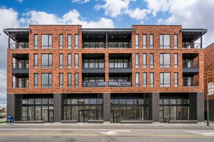 3207 N Narragansett Ave in Chicago, IL - Building Photo