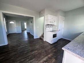 231 Straight Ave SW in Grand Rapids, MI - Building Photo - Building Photo