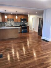 5 Ellsworth Rd, Unit 1 in Peabody, MA - Building Photo - Building Photo