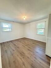 214 Rosehill Dr, Unit B in Goodlettsville, TN - Building Photo - Building Photo