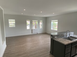 204 River Rock St in Reno, NV - Building Photo - Interior Photo