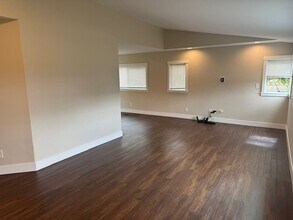 18754 Fishermans Loop in Burlington, WA - Building Photo - Building Photo