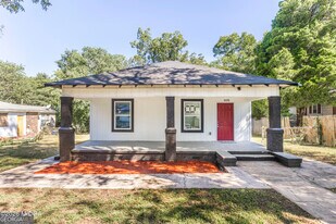 1175 Hartley St in Macon, GA - Building Photo