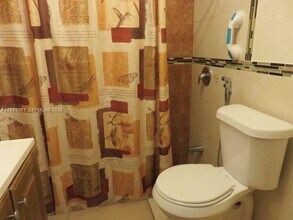 2820 SW 16th Ter in Miami, FL - Building Photo - Building Photo