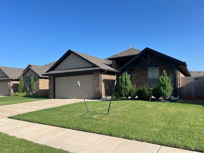 8722 SW 40th Ter in Oklahoma City, OK - Building Photo - Building Photo
