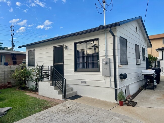 property at 525 W Plymouth St