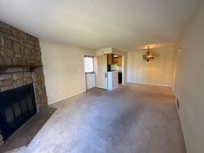 848 Tenderfoot Hill Rd in Colorado Springs, CO - Building Photo - Building Photo