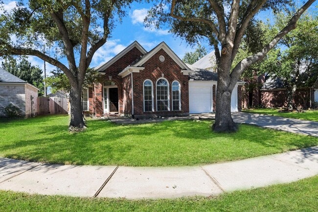 property at 7207 Glenbank Way